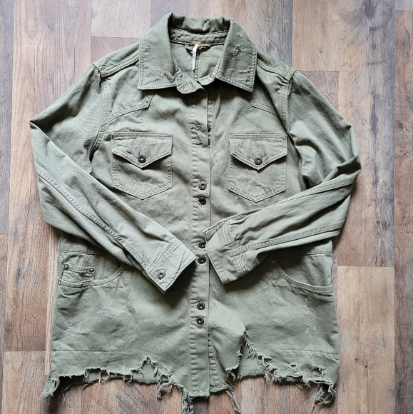 Free People Moonchild Distressed Denim Jacket / Shacket Olive Size Small - Picture 3 of 8